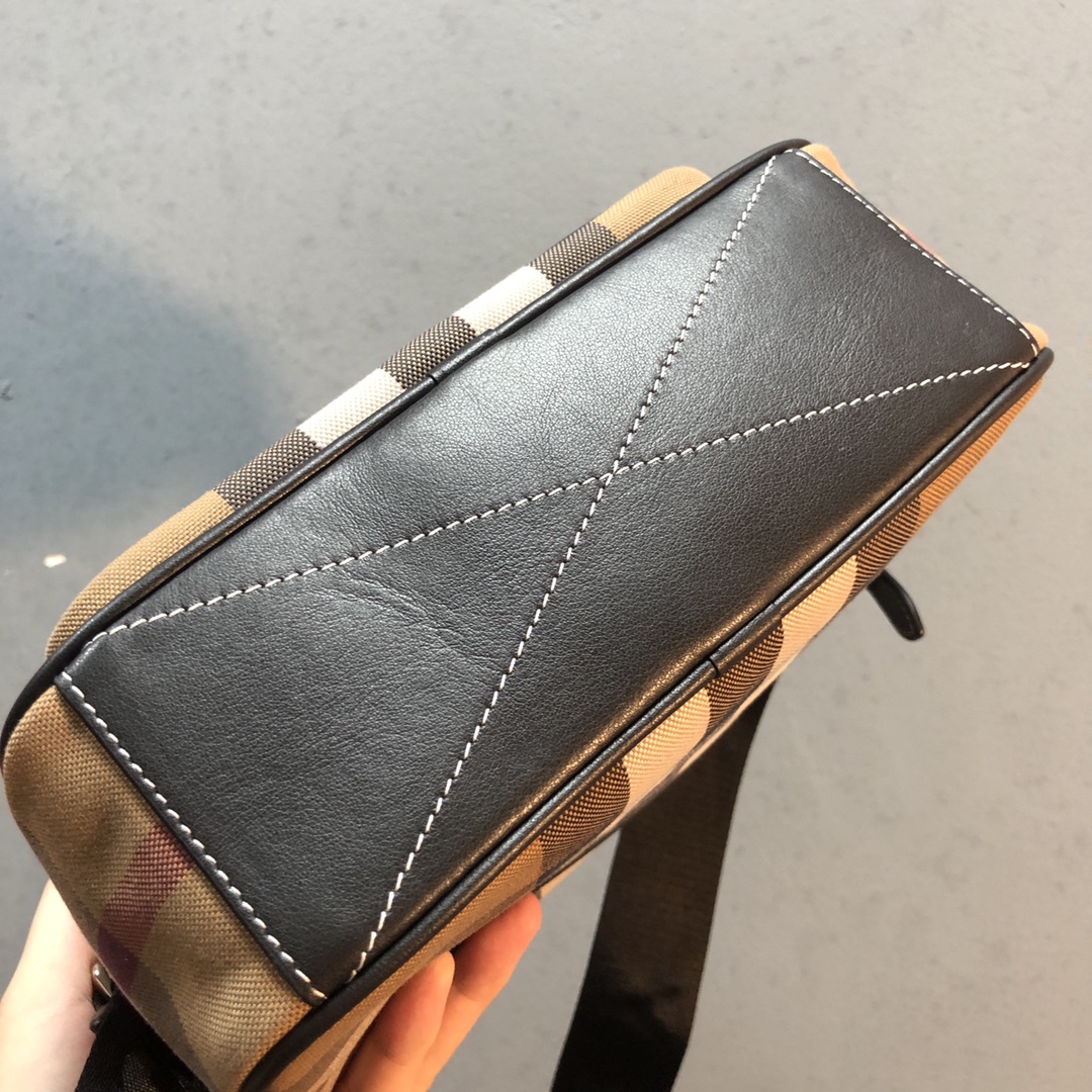 Burberry High-end details are shipped Baby, please close your eyes and enter. Plaid color-blocked plaid camera bag, crossbody small square bag, p