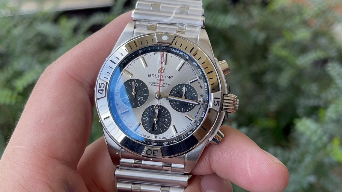 Breitling Chronomat Automatic Chronometer Men's Watch - Steel Silver