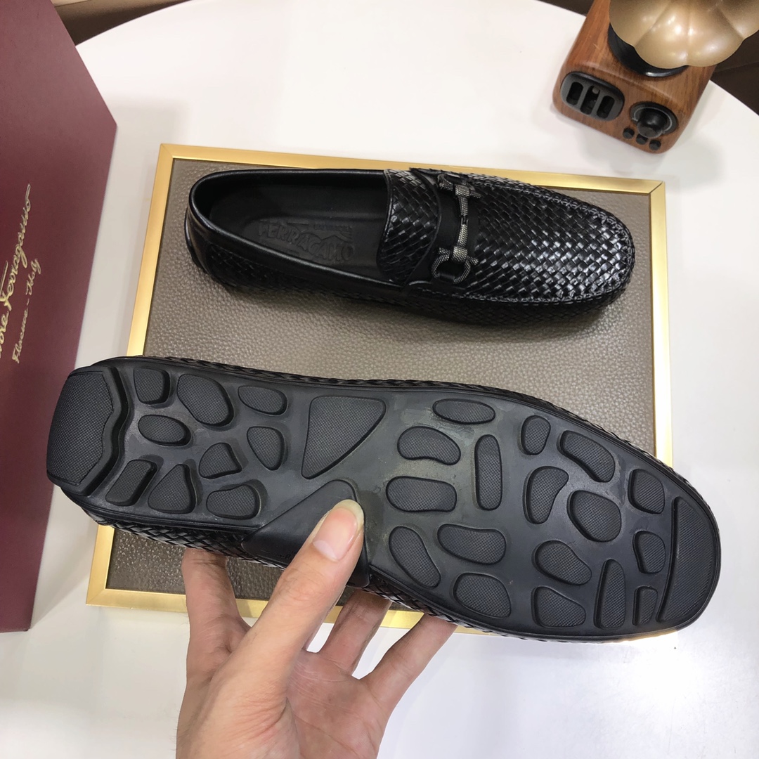 Factory lote [Ferragamo / Ferragamo] contador de los últimos modelos de la original importado lado a