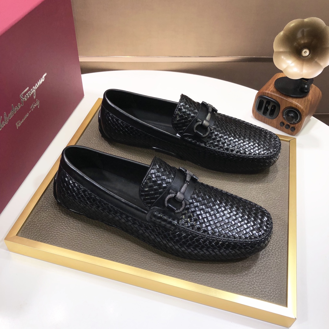 Factory lote [Ferragamo / Ferragamo] contador de los últimos modelos de la original importado lado a