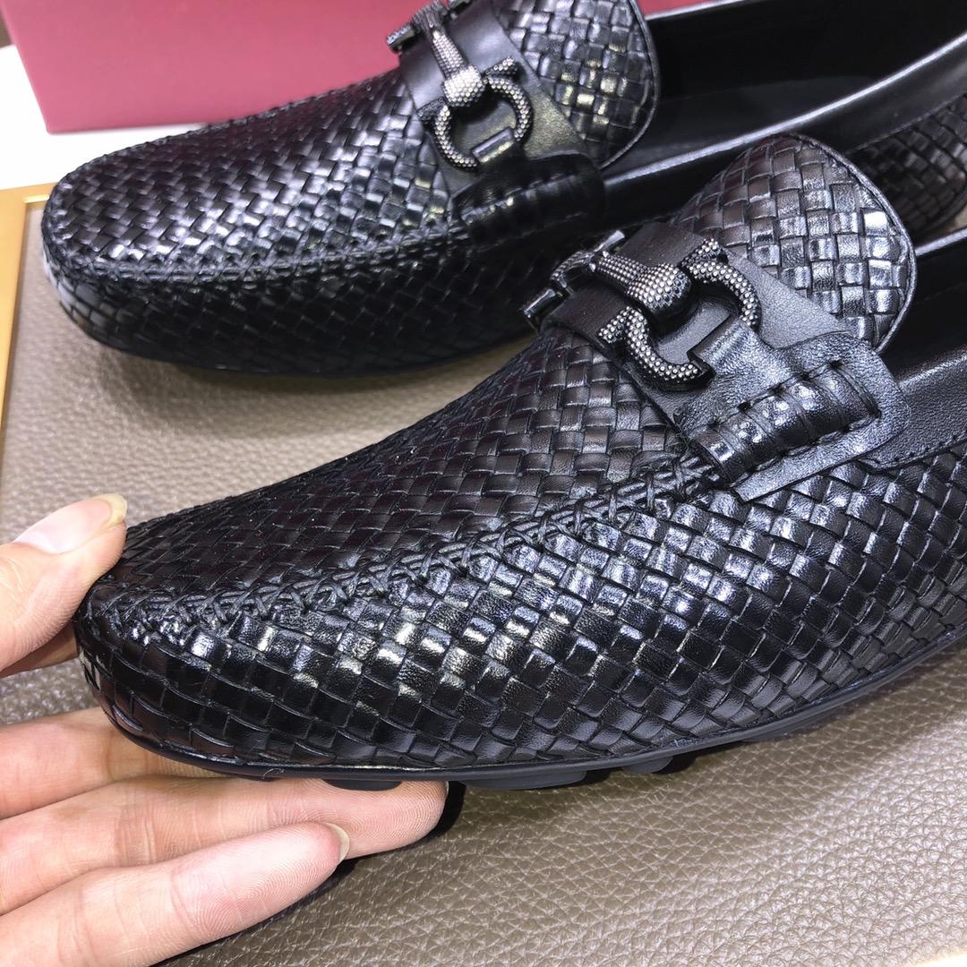 Factory lote [Ferragamo / Ferragamo] contador de los últimos modelos de la original importado lado a