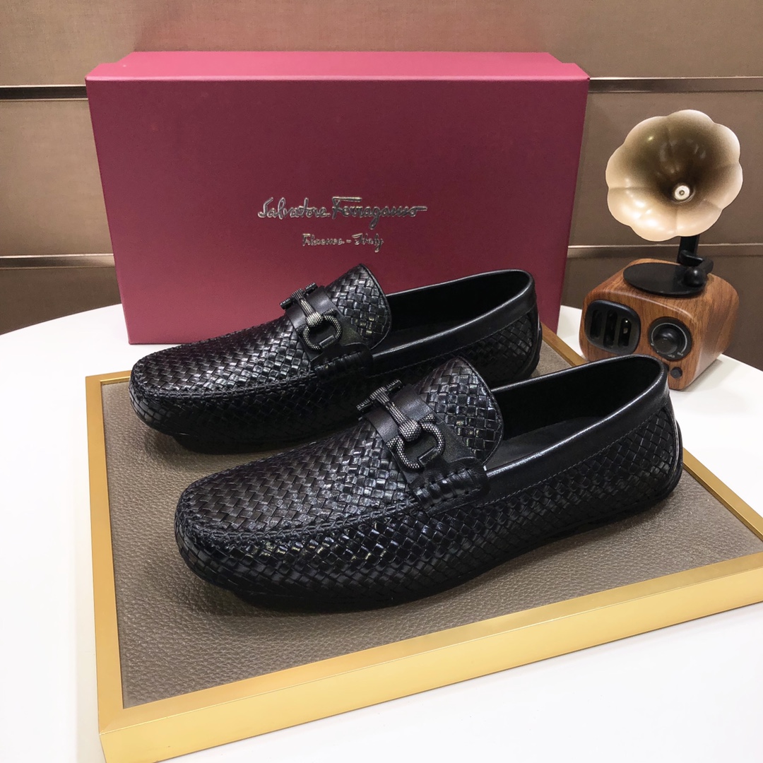 Factory lote [Ferragamo / Ferragamo] contador de los últimos modelos de la original importado lado a