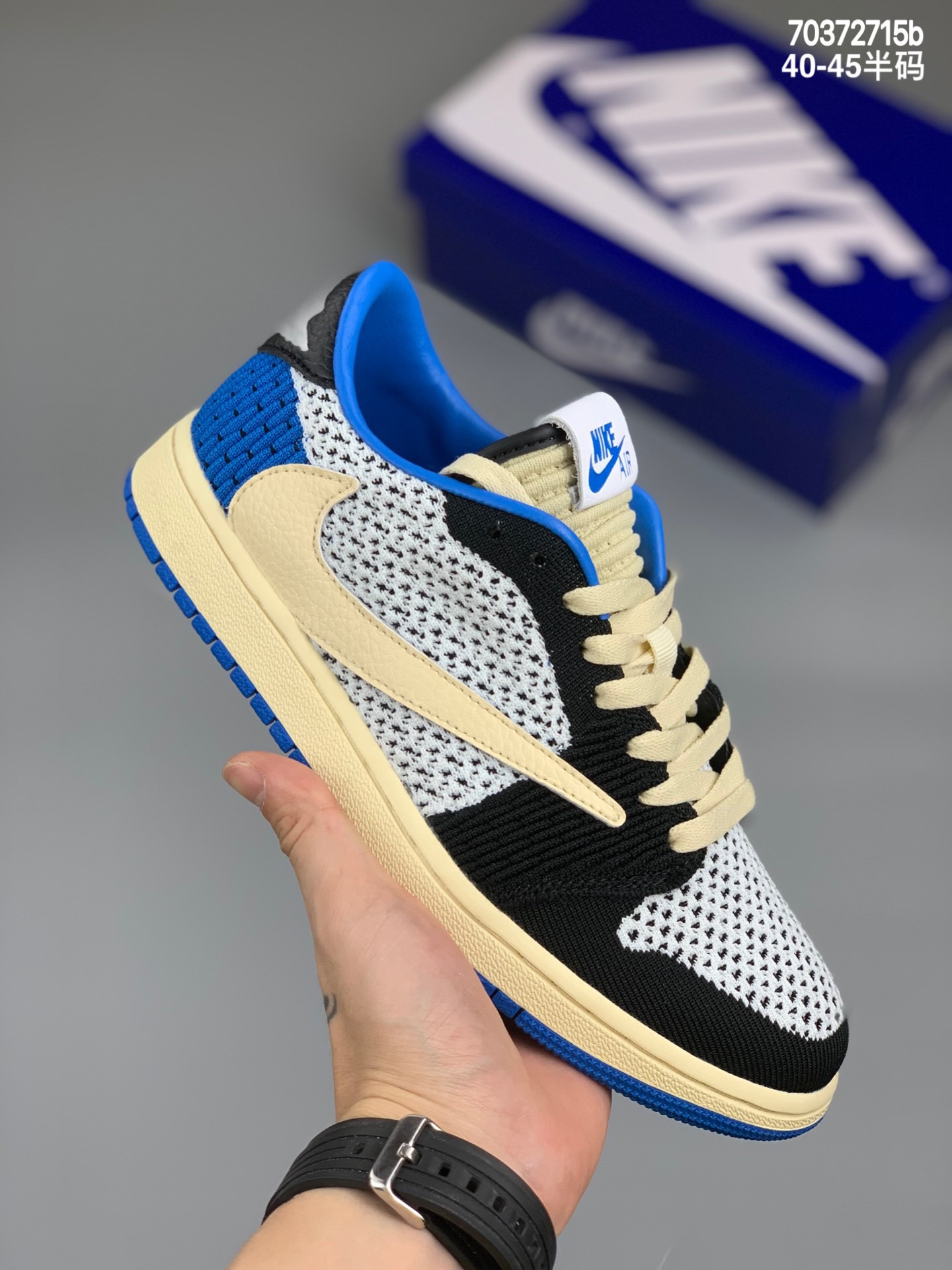 
Air Jordan 1 Low Flyknit 编织飞线 AJ1乔1低帮文化篮球鞋 货号：DM.7866-140尺码：40 40.5 41 42 42.5 43 44 44.5 45 编码：70372715b