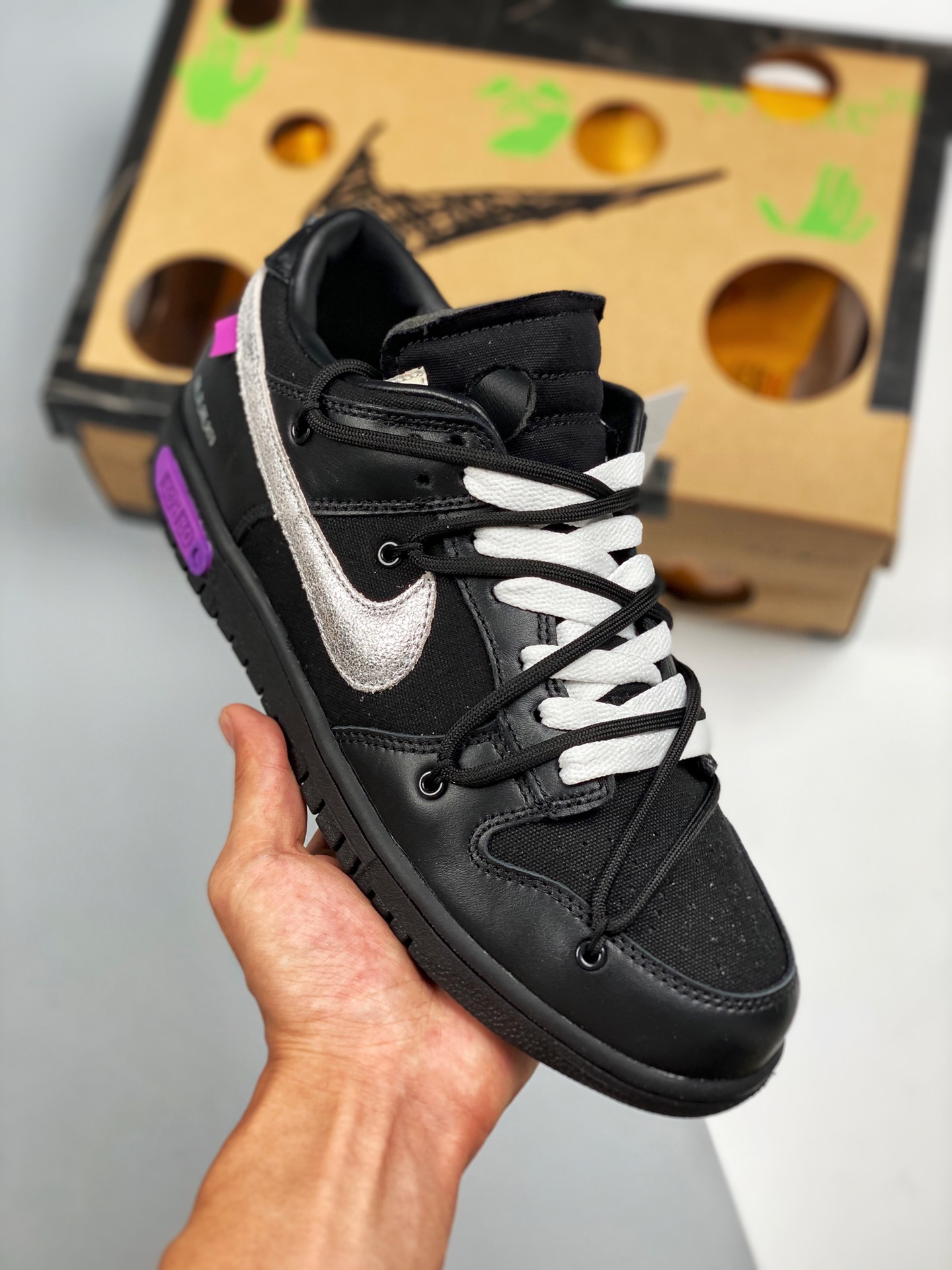 Off-White™ x Nike SB Dunk Low "The 50"OW黑衣粉紫” 大厂纯原出品 原楦原纸版原数据开发#采用超软头层皮革+棉实登山绑绳#鞋垫嵌入缓震乳胶+Sole真气垫装置#原比值开发耐磨橡胶大…