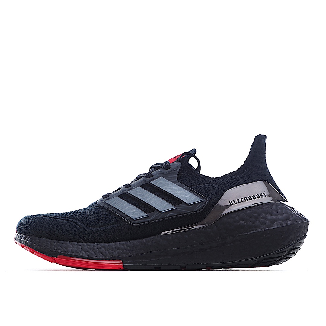H0 纯原巴斯夫 阿迪达斯 Adidas UB7.0 爆米花 前凸后翘的adidas ultra boost 2021系列正式曝光，新一代的ulrtra boost 21在中底的部分添加了更多的boost材质面积，除了部分标志性的细节处外，这次更新的款式以前凸后翘的流线型呈现。中底的支撑片也变成了造型奇特的U型，鞋子设计十分有速度感。