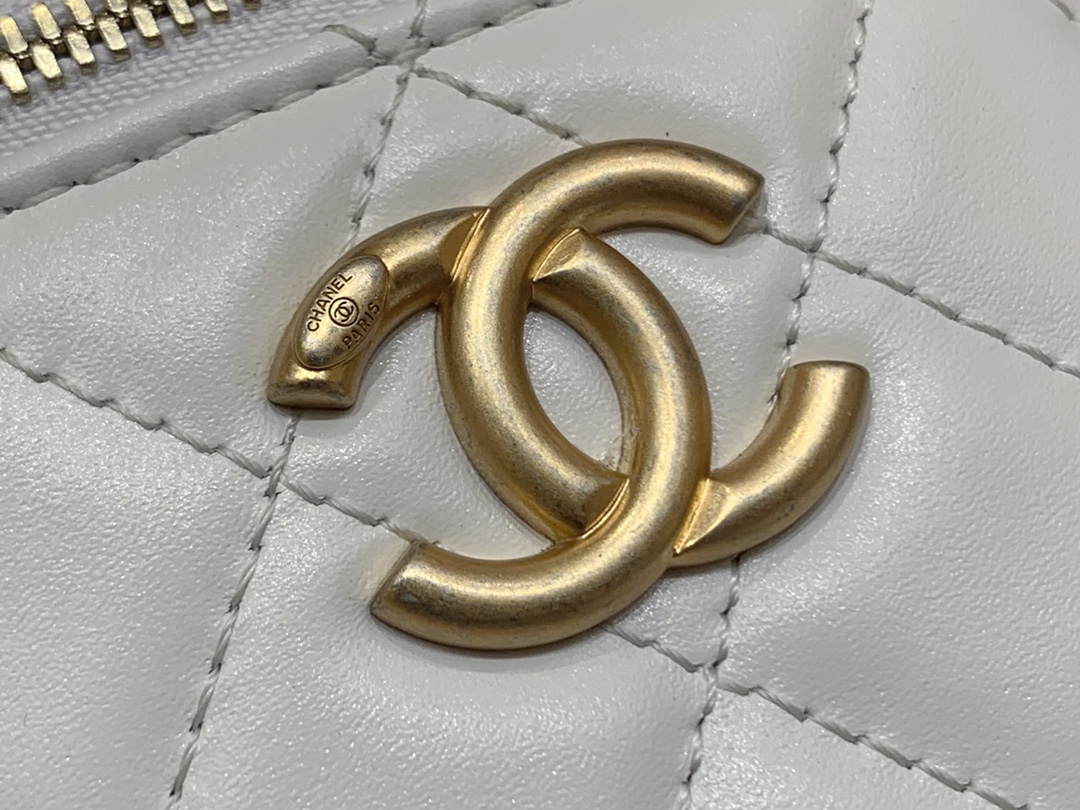 Chanel 高级手工坊双金珠系列盒子斜挎包 AP2292白色