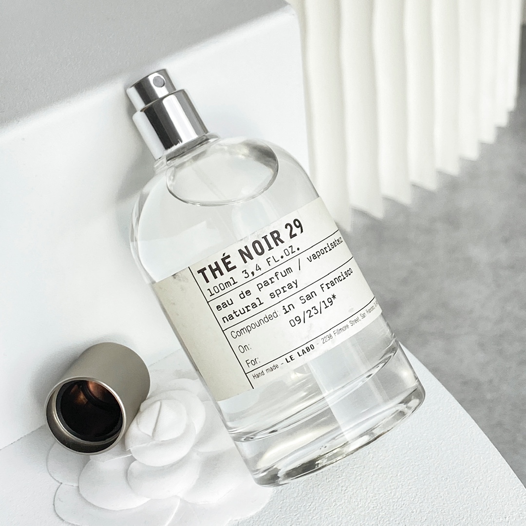 Le Labo The Noir 29 Eau de Parfum - 100ml - Aromatic & Captivating Fragrance 2 i1625277966 5491 1