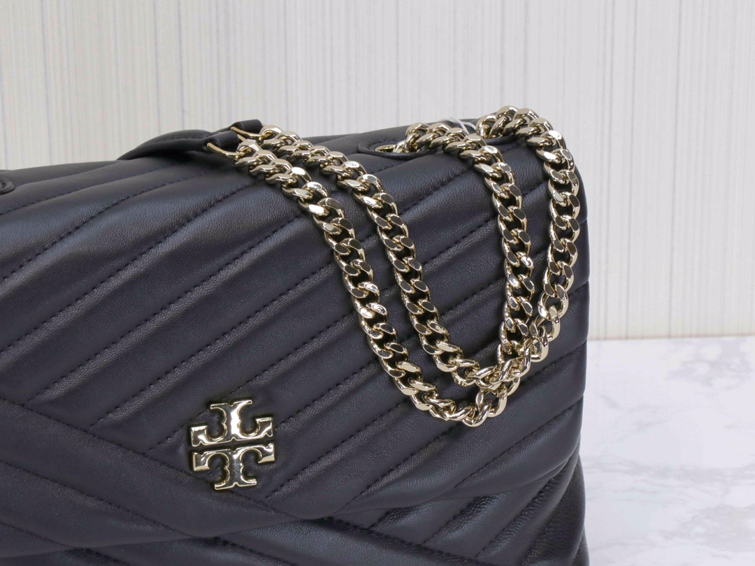 Tory Burch ～托里伯奇 58465 羊皮 电绣包