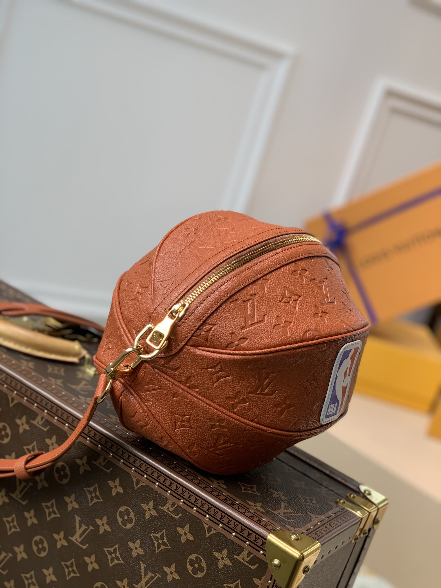 Louis Vuitton LV xNBA Ball In Basket 篮球包 M57974