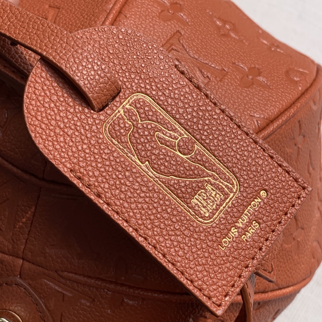 Louis Vuitton LV xNBA Ball In Basket 篮球包 M57974