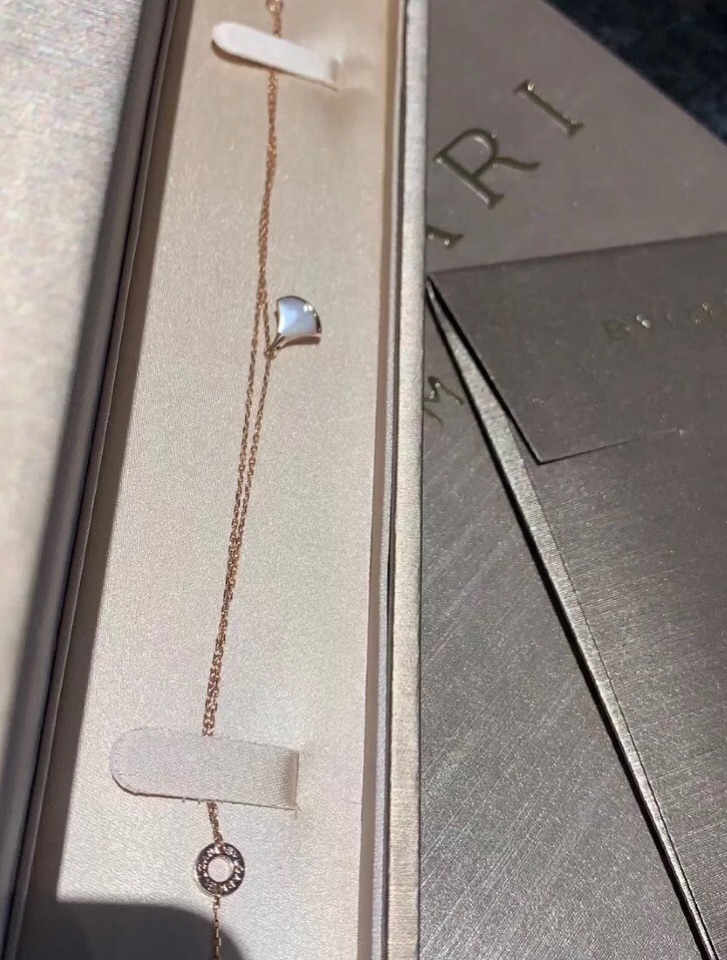 NO:101420,Bulgari skirt double-layer bracelet material s925 silver, original single replica seiko version electroplated gold color retention time, Bulgari bracelet, bvlgari, skirts, bracelet19860909宝格丽裙子双层手链 材质s925银,原单复刻精工版本 电镀咪金保色时间长,宝格丽手链,bvlgari,skirts,bracelet,Jewelry