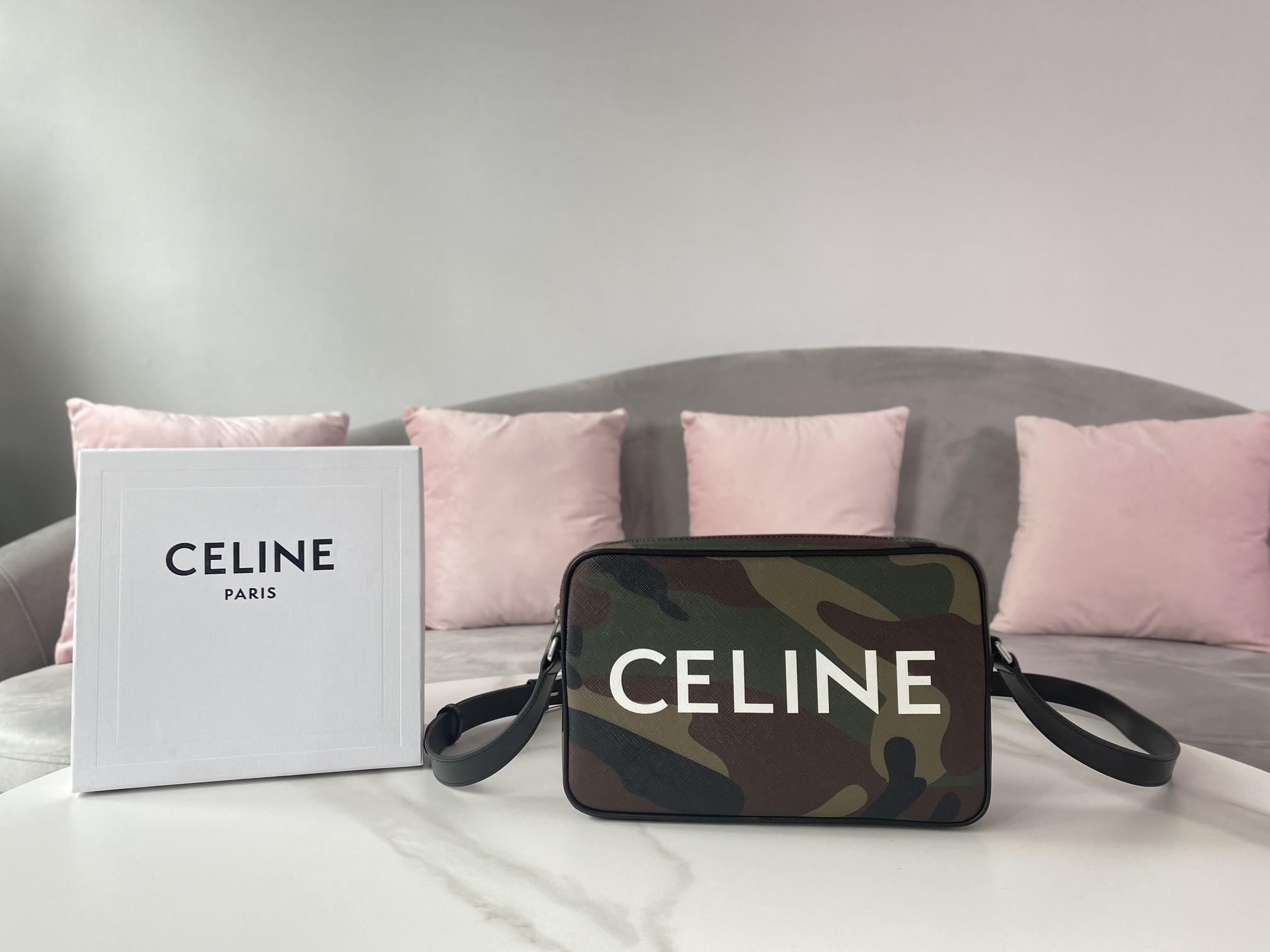 Celine Tassen Camera Tas Schoudertas Messenger Tas Afdrukken Unisex Koeienhuid Stof Triomphe