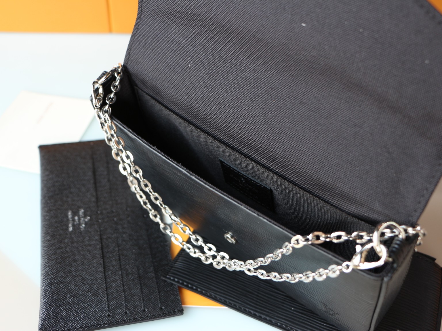 M61276 Pochette Felicie 財布 - 上質なレザーと華やかなデザイン