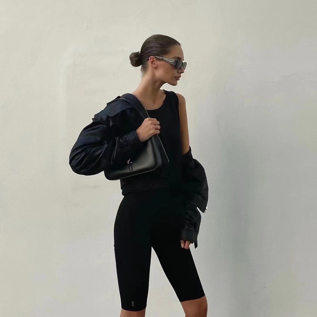 Saint laurent Ysl LE 5 À 7 平纹腋下包 657228黑色