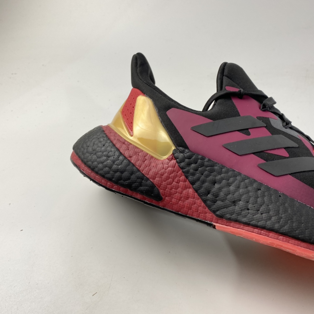 P220  Ad X9000L4 Boost 全新机能风系列 Boost休闲缓震运动跑鞋 Q46505