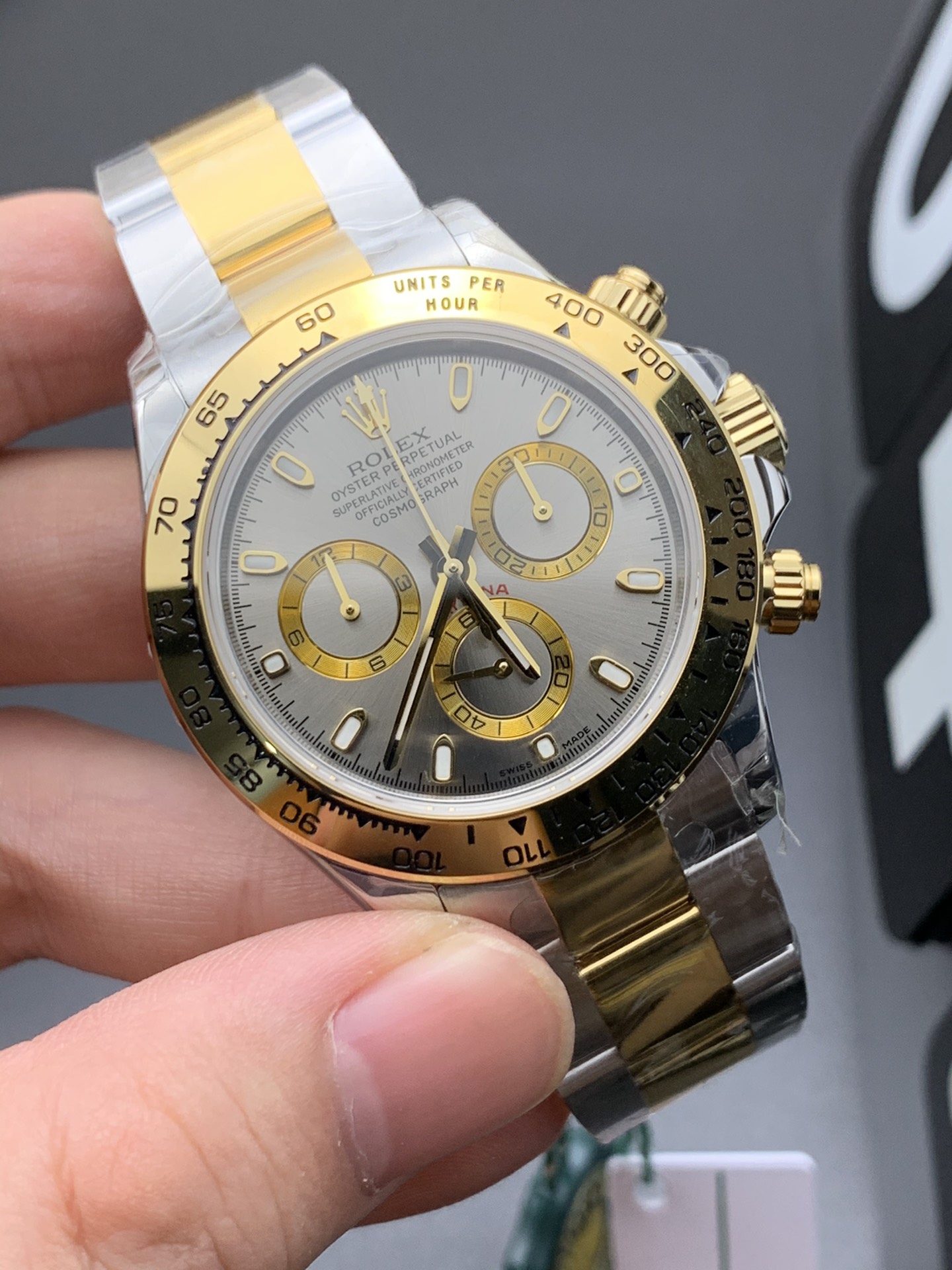 Rolex JH 间金迪通拿