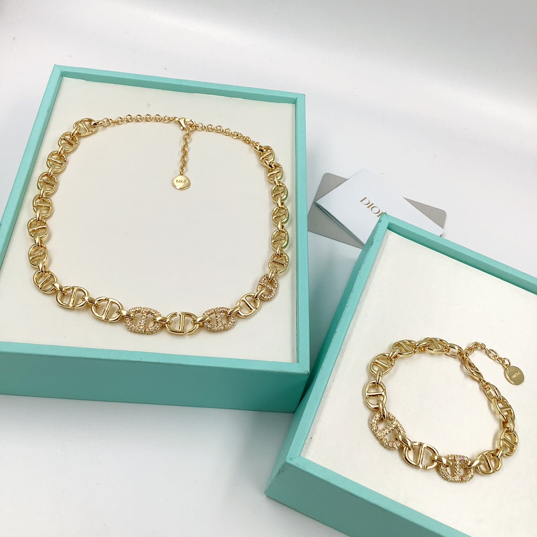 Dior Jewelry Bracelet Necklaces & Pendants Gold
