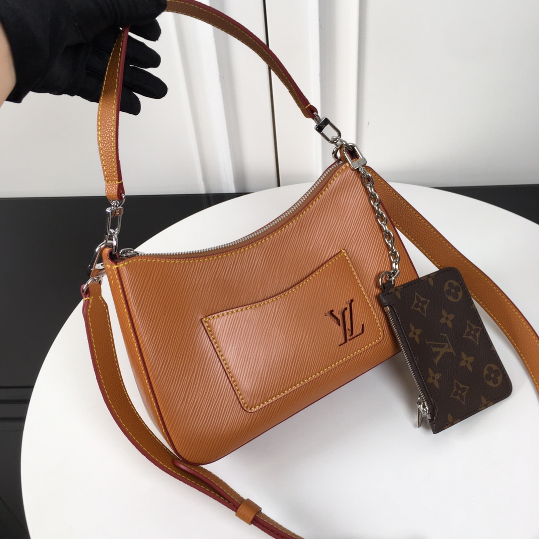Valentino Classic Luxury Handbag Shoulder Crossbody Bag Ref.22396BF5 3