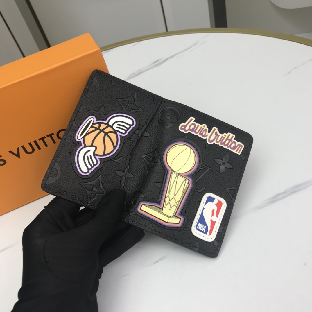 Luxury leather card case front