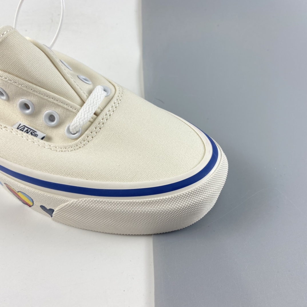 P140  Vans Authentic 安纳海姆情人节限定米白爱心半拖 VN0A54F7JTT