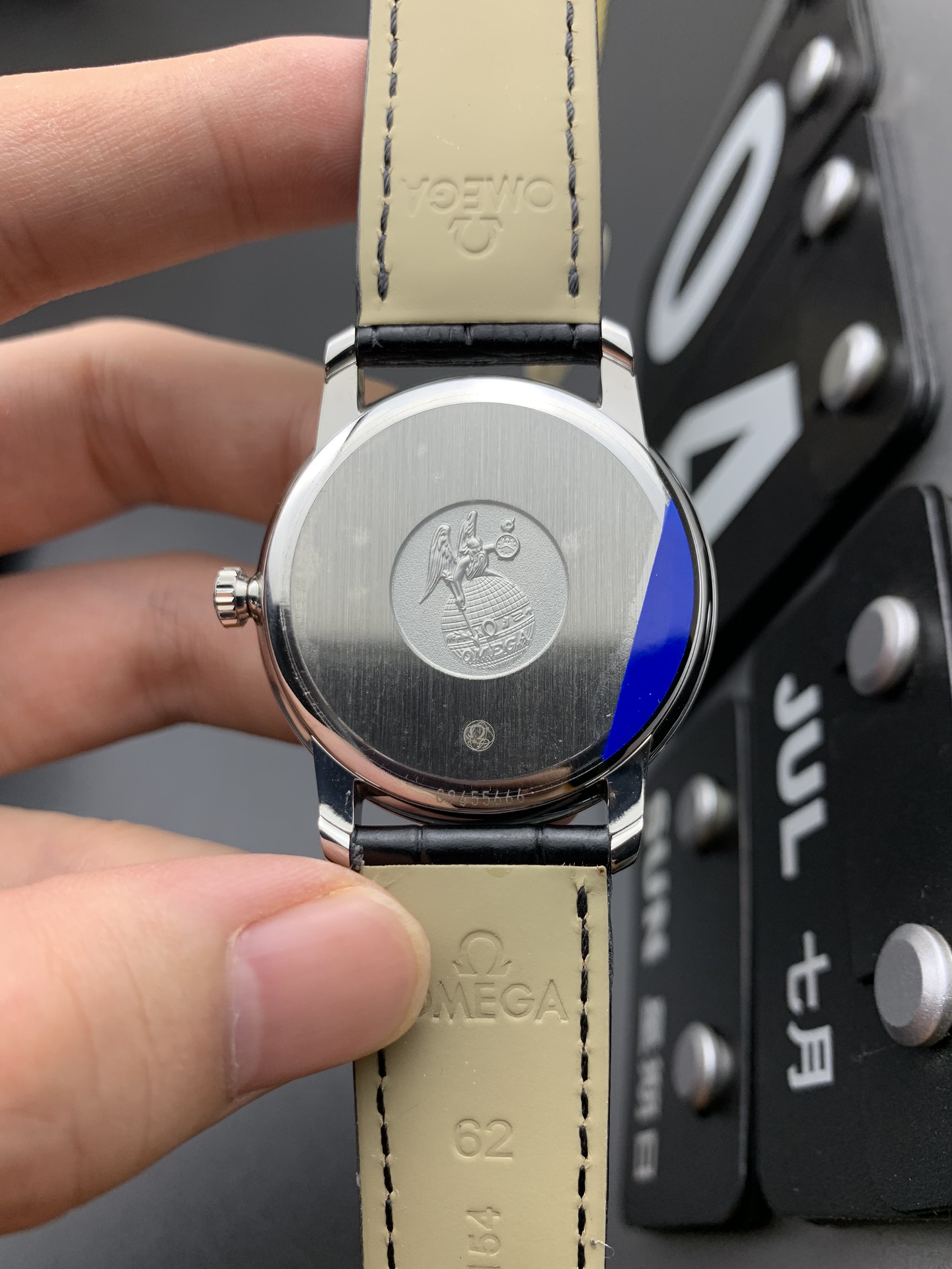 Omega MKS 蓝针轨道蝶飞
