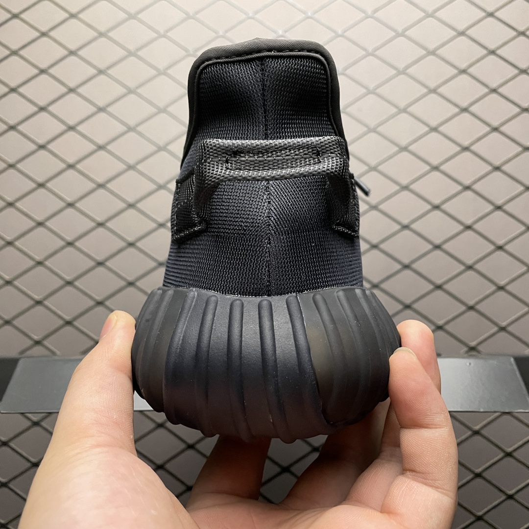 Adidas Yeezy Boost 350V2 "Mono Black" Kanye West Yeezy GX3791 Sizes: 36 2