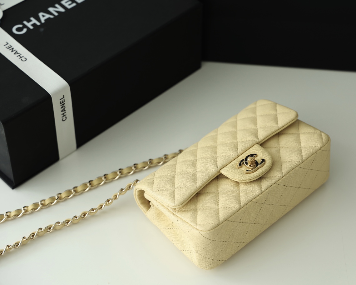 Chanel CF20大mini Classic flap bag A01116牛皮小鸡黄