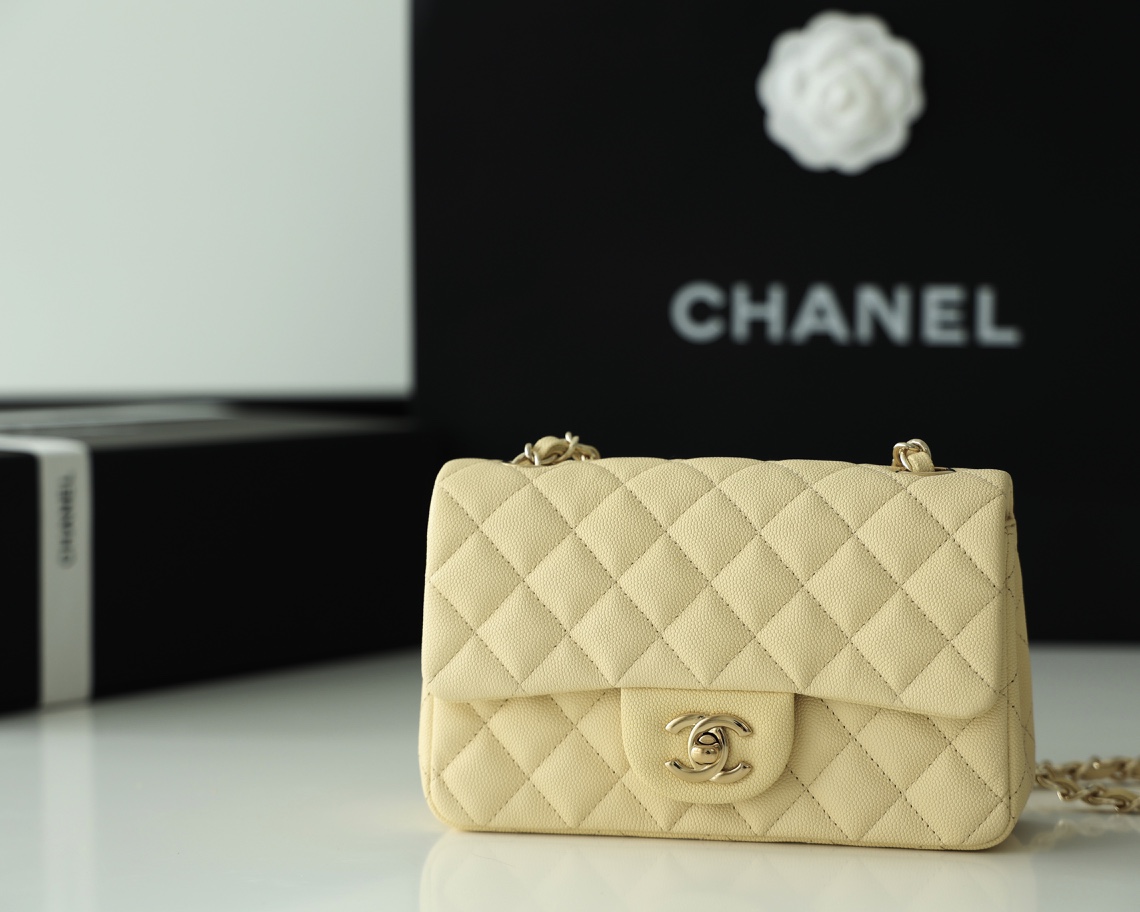 Chanel CF20大mini Classic flap bag A01116牛皮小鸡黄