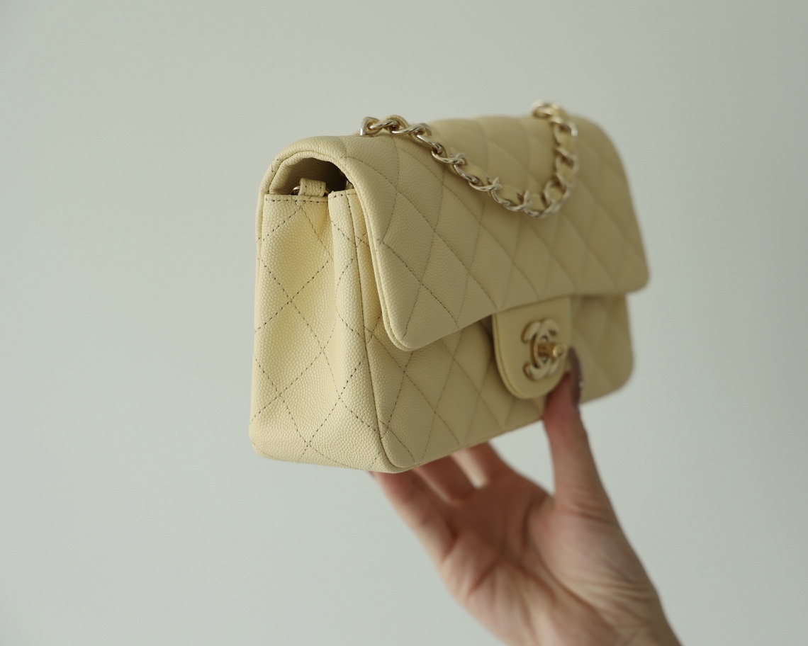 Chanel CF20大mini Classic flap bag A01116牛皮小鸡黄