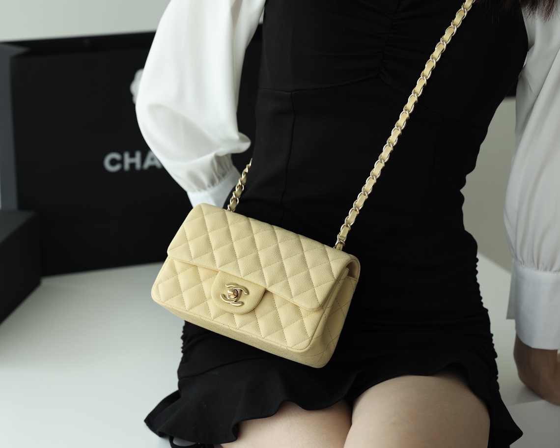 Chanel CF20大mini Classic flap bag A01116牛皮小鸡黄