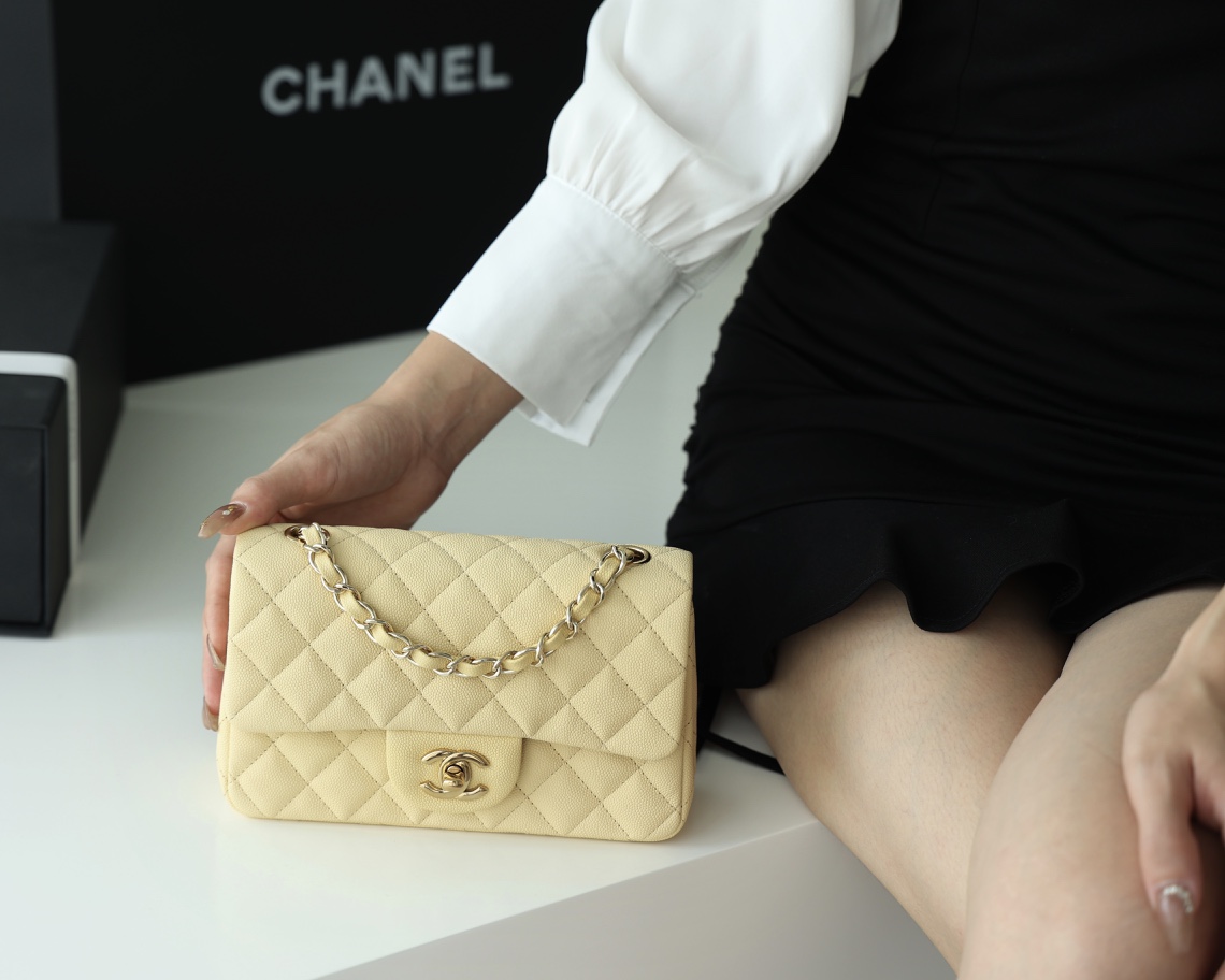 Chanel CF20大mini Classic flap bag A01116牛皮小鸡黄