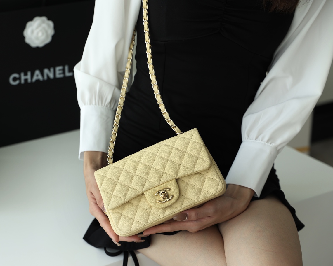 Chanel CF20大mini Classic flap bag A01116牛皮小鸡黄