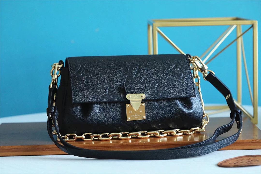 Louis Vuitton LV Favorite Bags Handbags Black Chains M45813