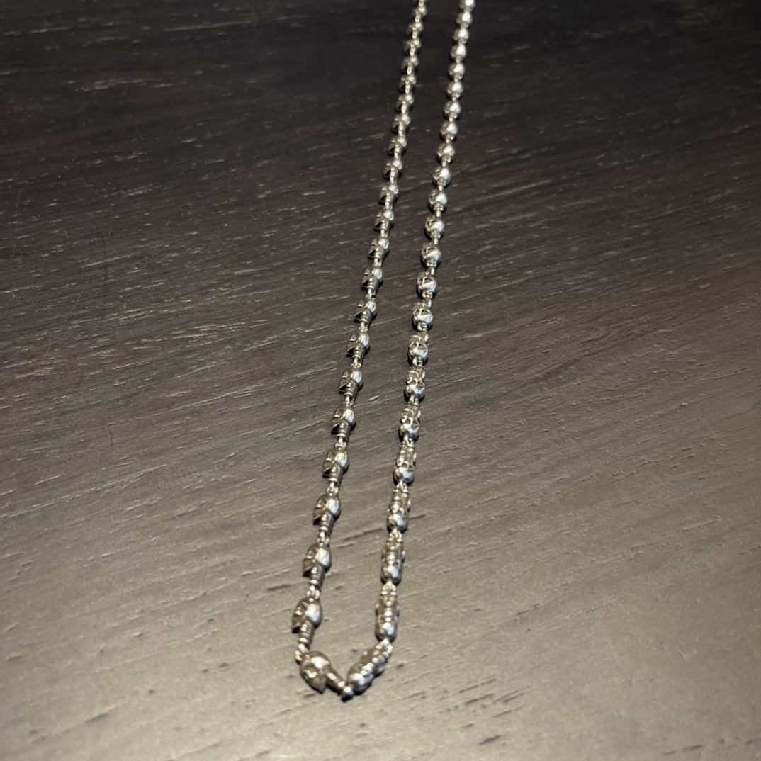 Chrome Hearts 新品上架𝗖𝗵𝗿𝗼𝗺𝗲 𝗛𝗲𝗮𝗿𝘁𝘀 克罗心桃心骷髅头项链