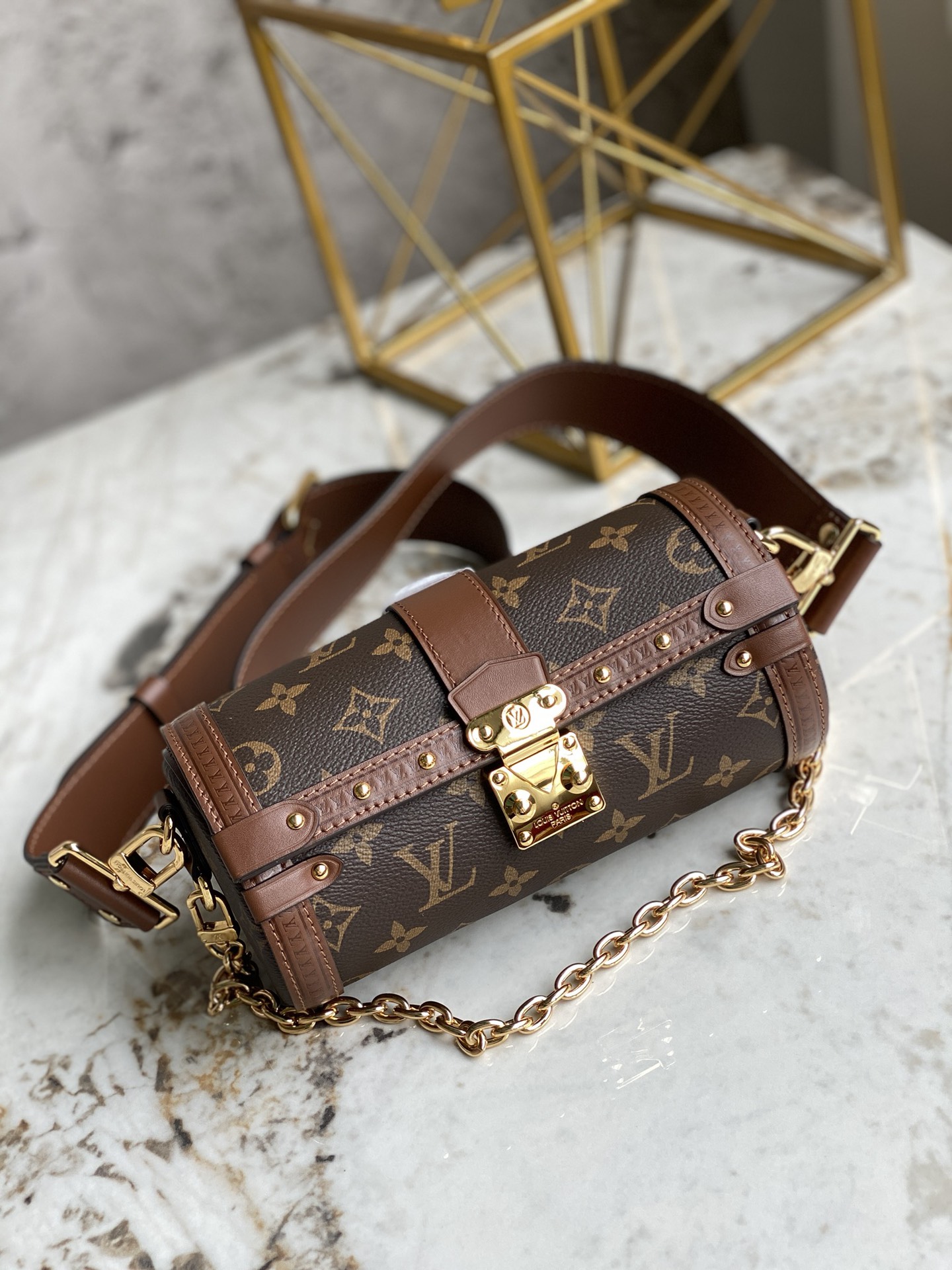 Fendi Haute Maroquinerie Luxury Leather Bag Handbag Ref 2