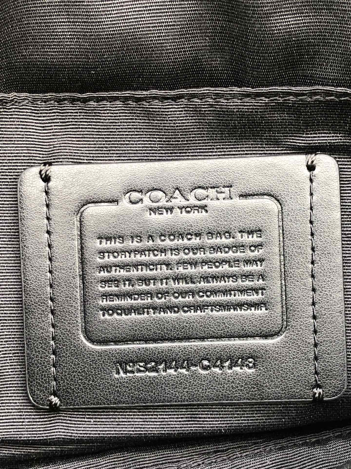 Coach C家纯原C4148 2021最新款COACH 蔻驰 奥莱款 款 全头层牛皮、男士单肩背斜挎包