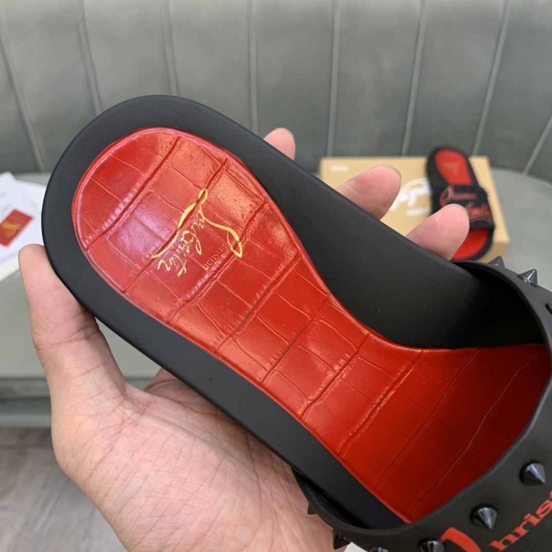 Precio de venta: P130 Marca: CL Red Bottom Shoes* "CL*" zapatillas Talla: 38-44 (se puede personaliz