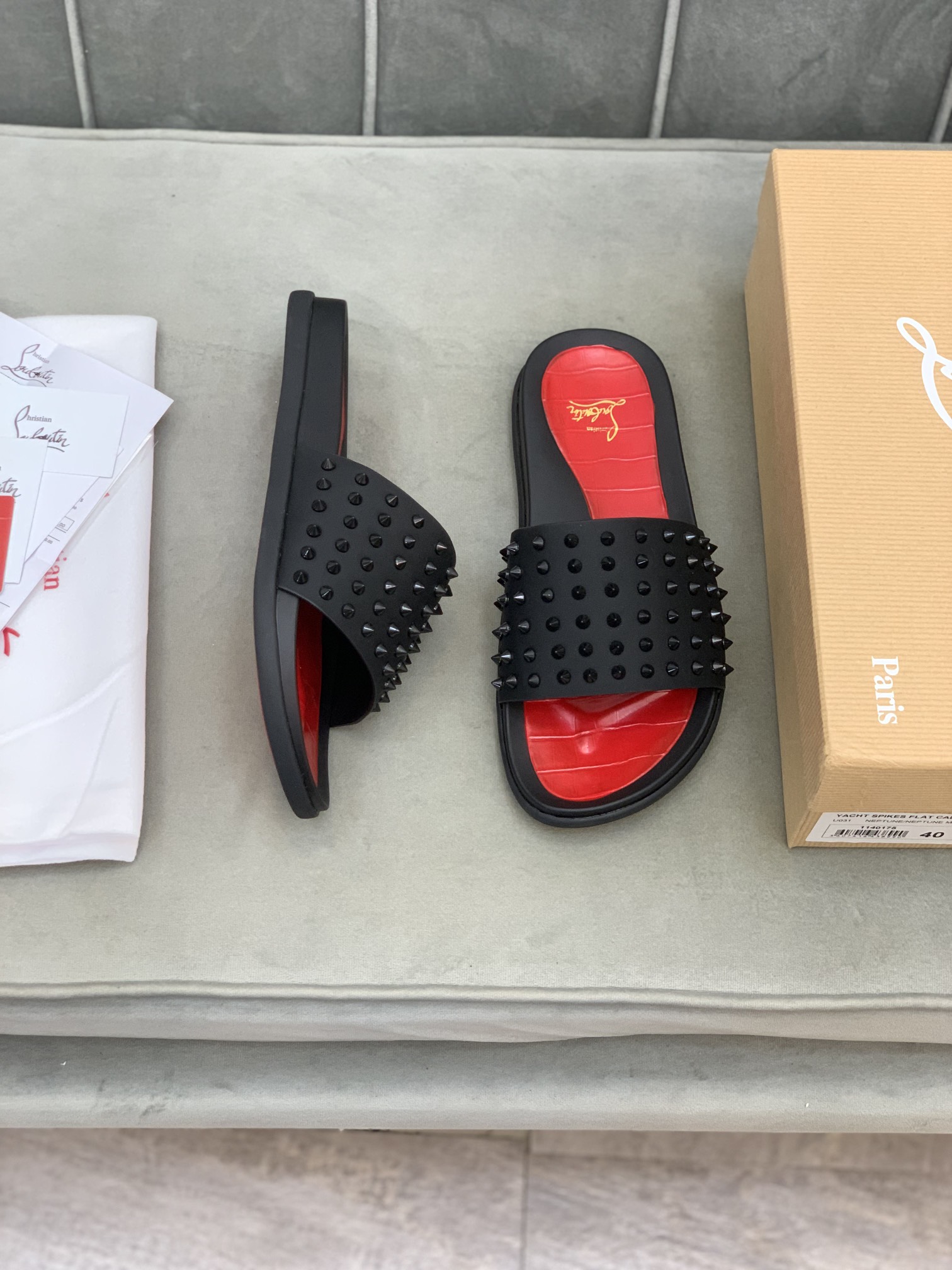 Precio de venta: P130 Marca: CL Red Bottom Shoes* "CL*" zapatillas Talla: 38-44 (se puede personaliz