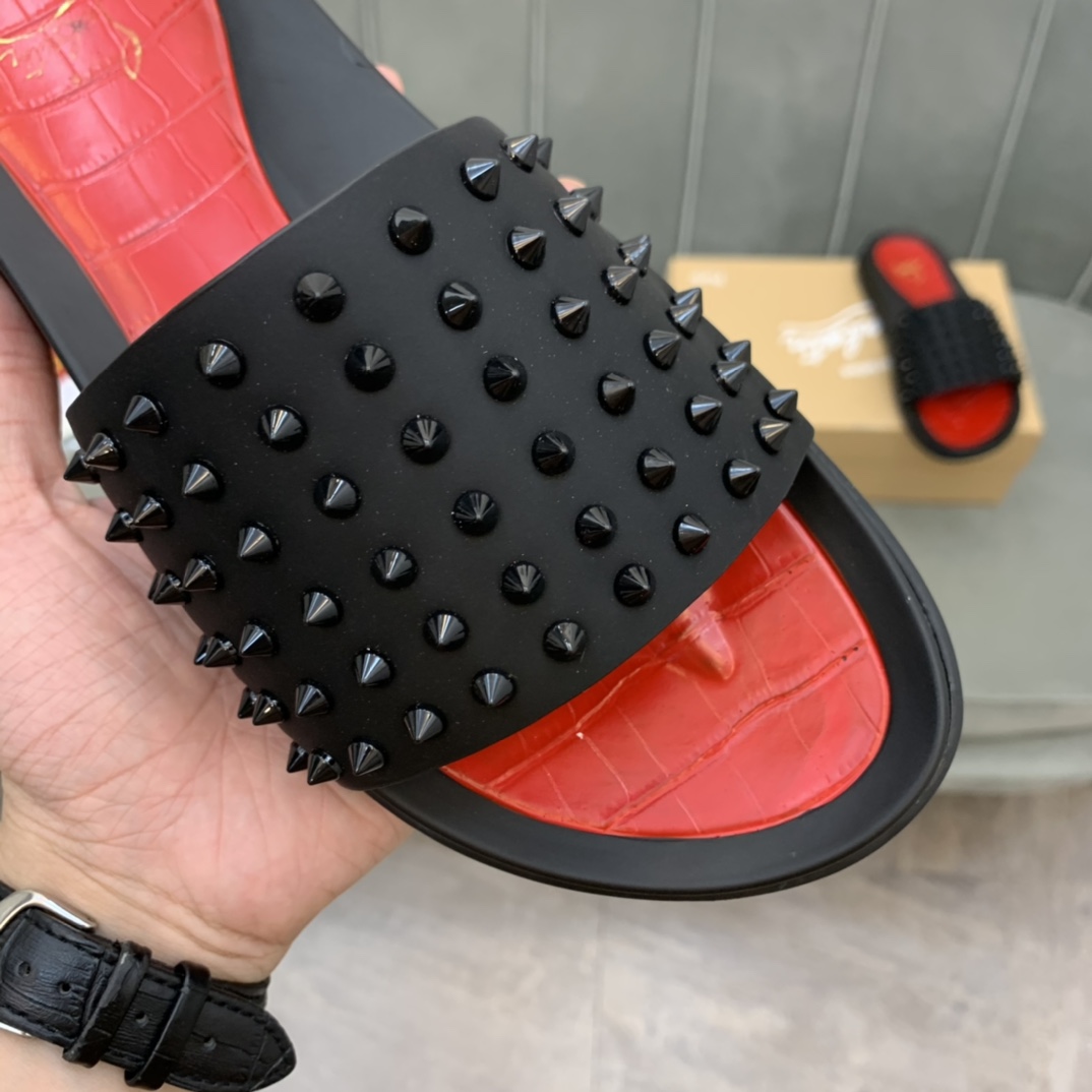 Precio de venta: P130 Marca: CL Red Bottom Shoes* "CL*" zapatillas Talla: 38-44 (se puede personaliz