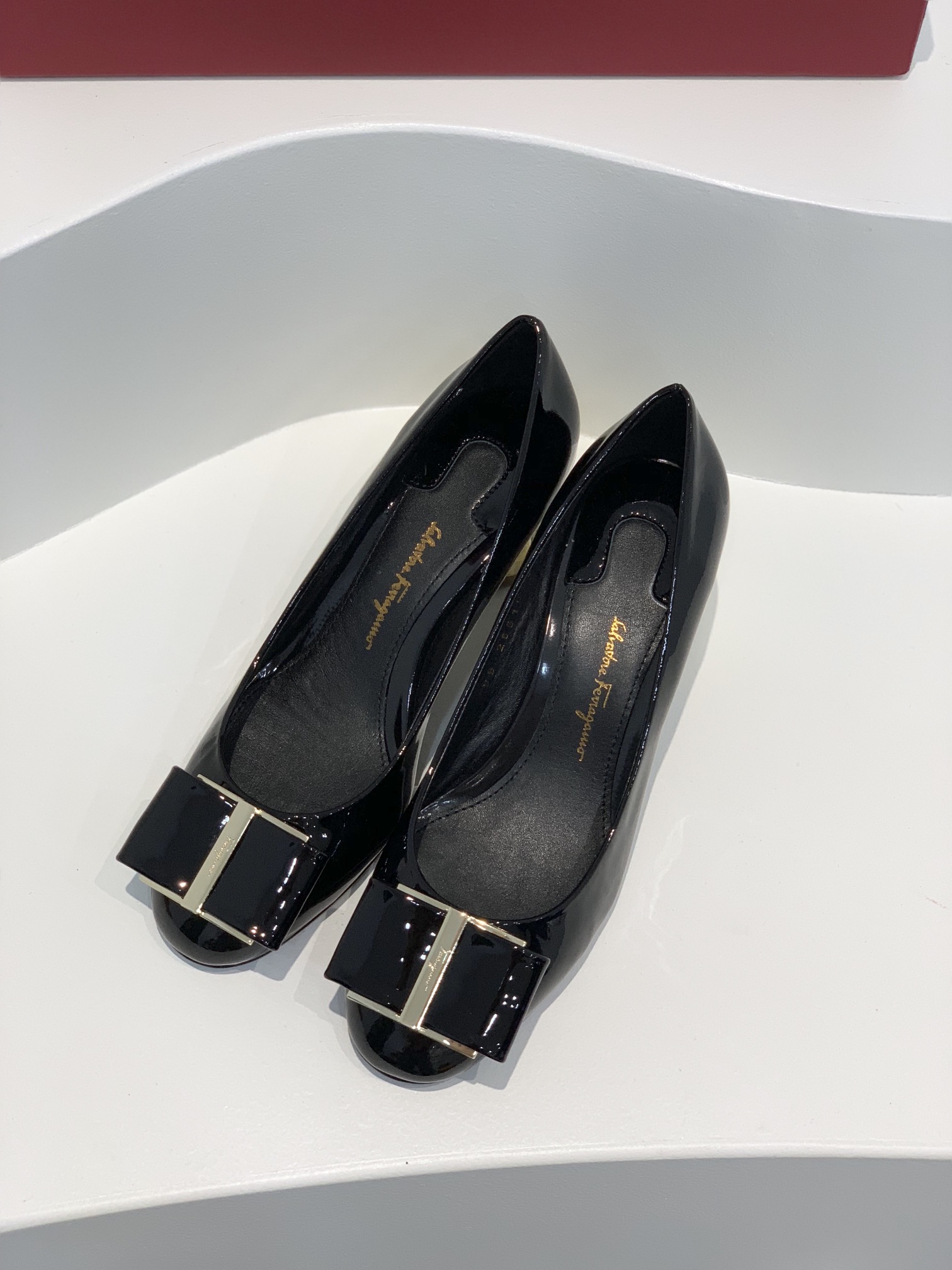 [Ferragamo Women