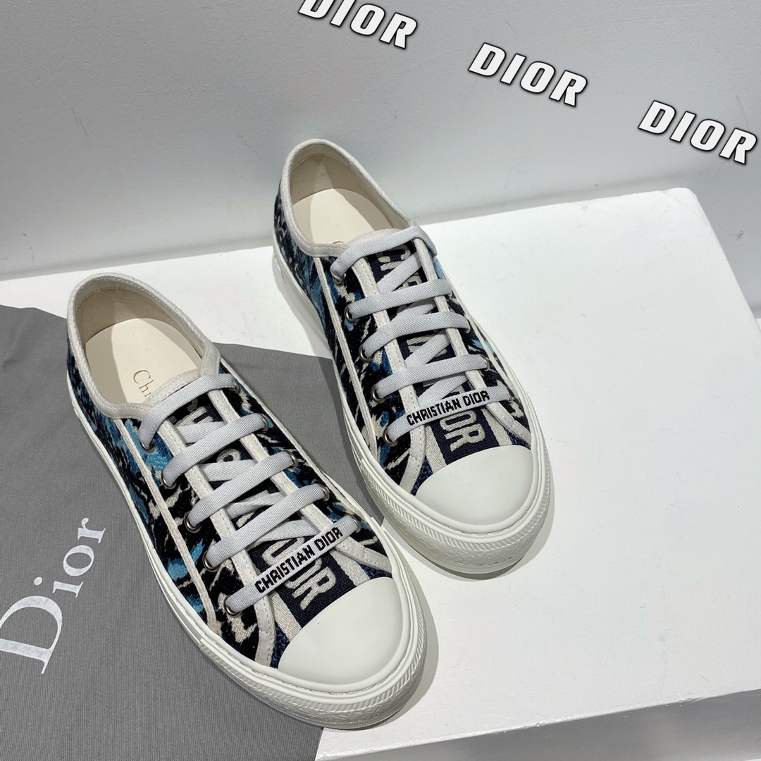 Dior 2022 collection croisière nouvelle Walk'n'Dior chaussures décontractées à lacets Etoile embossé logo CD qualité top