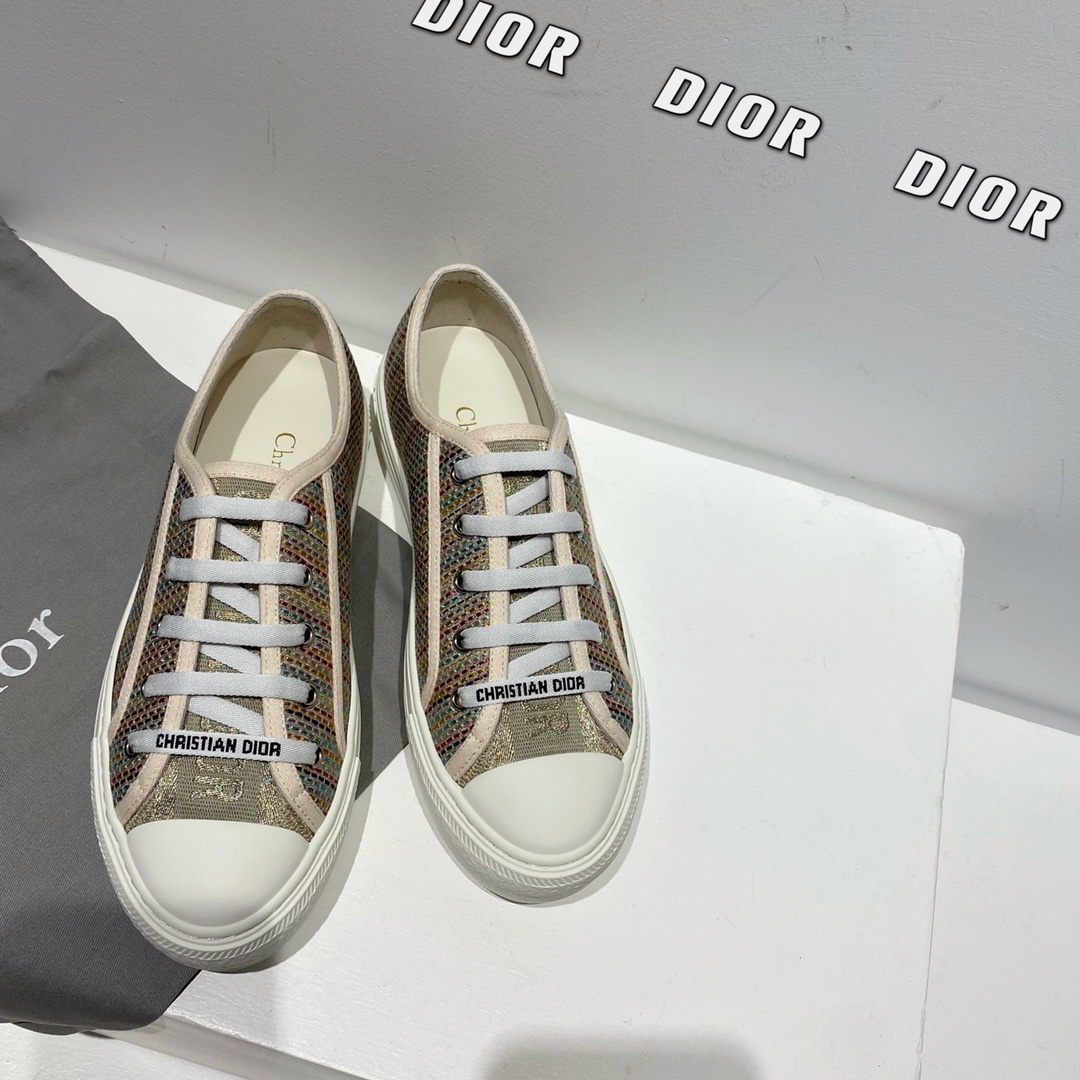 Dior 2022 collection croisière nouvelle Walk'n'Dior chaussures décontractées à lacets Etoile embossé logo CD qualité top
