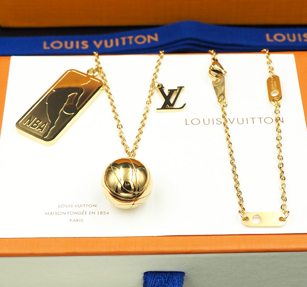 Louis Vuitton Haute Joaillerie Fine Jewelry Earrings Necklace Ring Ref 6