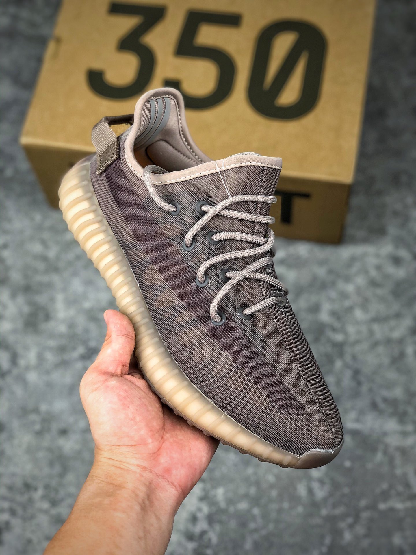  支持放店
椰子350 V2 网纱 全透黑色 2021ss网纱夏季版本，阿迪达斯Adidas Yeezy Boost 350 V2