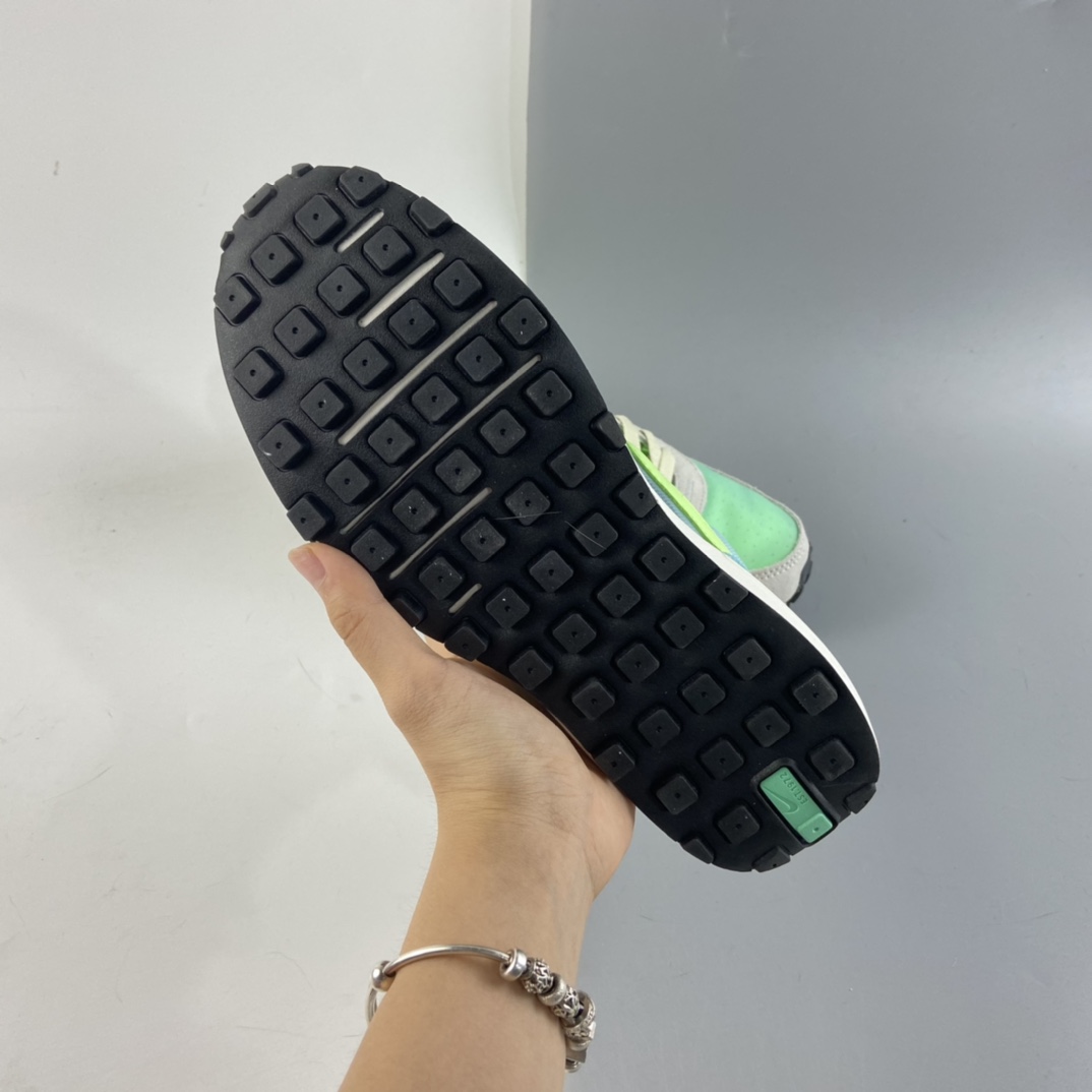 P220  Nike Waffle One 网面透气休闲跑步鞋 DC2533-401