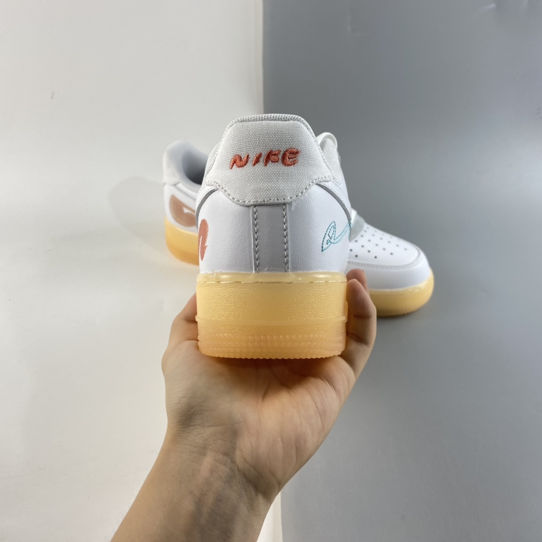 P260  Mayumi Yamase x Nk Flyleather Air Force 1 白色手绘涂鸦低帮板鞋 DB3598-100