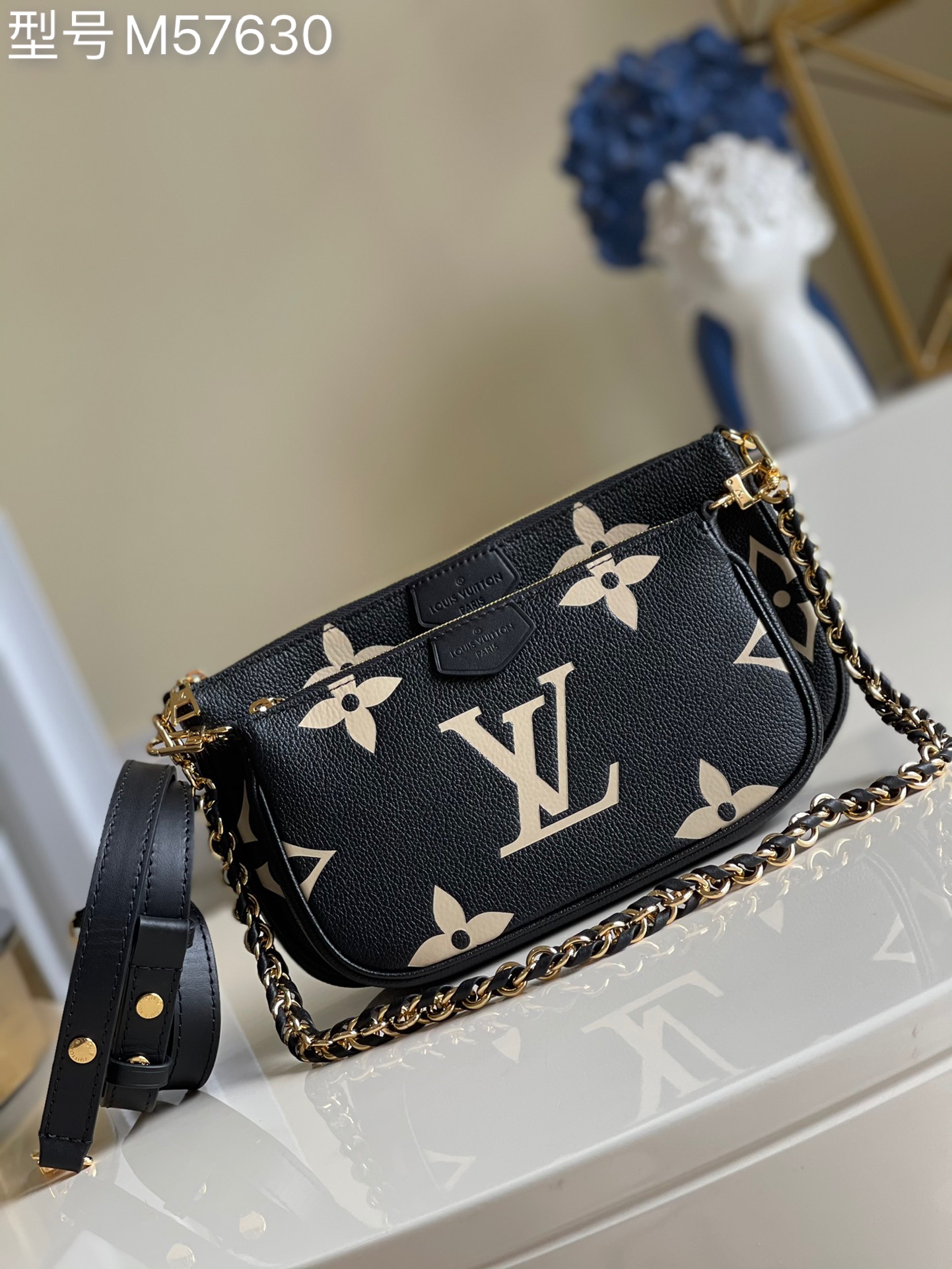 NO:397121,[Exclusive real photo M57630 black silk screen] Multi Pochette Accessories handbags are built with Monogram canvas to create a three-piece vibrant design, equipped with multiple pockets and compartments. Adjustable gold chain and Louis Vuitton jacquard straps provide crossbody and other carrying methods. Size 24 x 13.5 x 4 cm w., LV [original leather], louis vuitton, louis vuitton19860909【独家实拍M57630黑丝印】Multi Pochette Accessories 手袋以 Monogram 帆布构筑三件合一的活力设计,另配备多个口袋和隔层.可调节金色链条与路易威登铭纹提花肩带提供斜挎等多种背携方式.尺寸24 x 13.5 x 4 厘米 w.,LV【原厂皮】,louis vuitton,louis vuitton,Bag