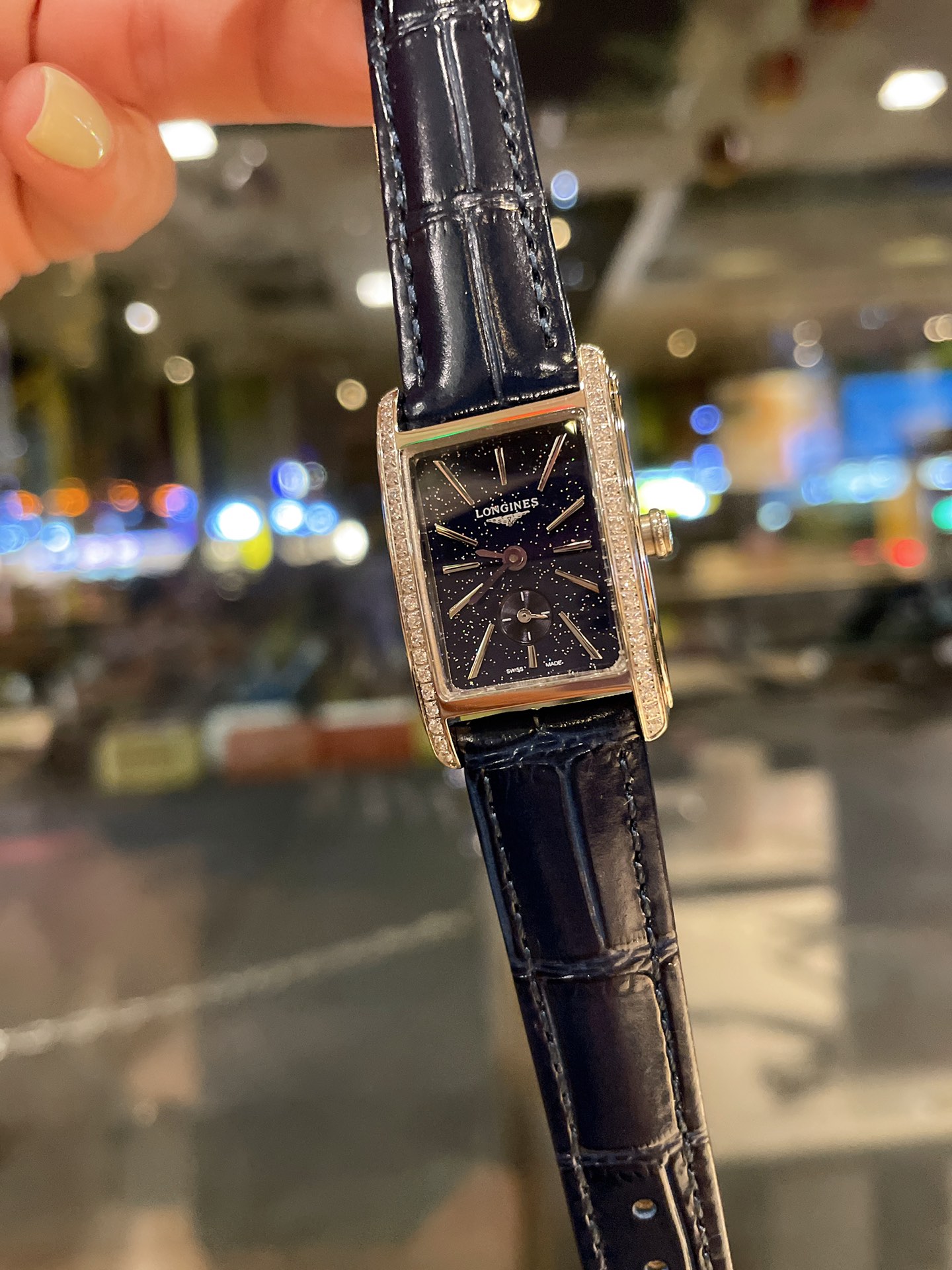 NO:947260,Platinum, 20 diamonds [counter synchronization] The most popular Longines, super beautiful, ladies and sisters, hurry up and buy it. Longines-Longines Daizhuoweina series, exquisite two-and-a-half-hand ladies watch, 316 stainless steel strap, diameter 33*22mm, thickness 7m, longines19860909白金 钻20【 专柜同步】 最火浪琴超好看的 小姐姐们赶紧入手 浪琴-Longines戴卓维纳系列 精致两针半女士腕表316精钢表带 直径33*22mm厚7m,,longines,Watch