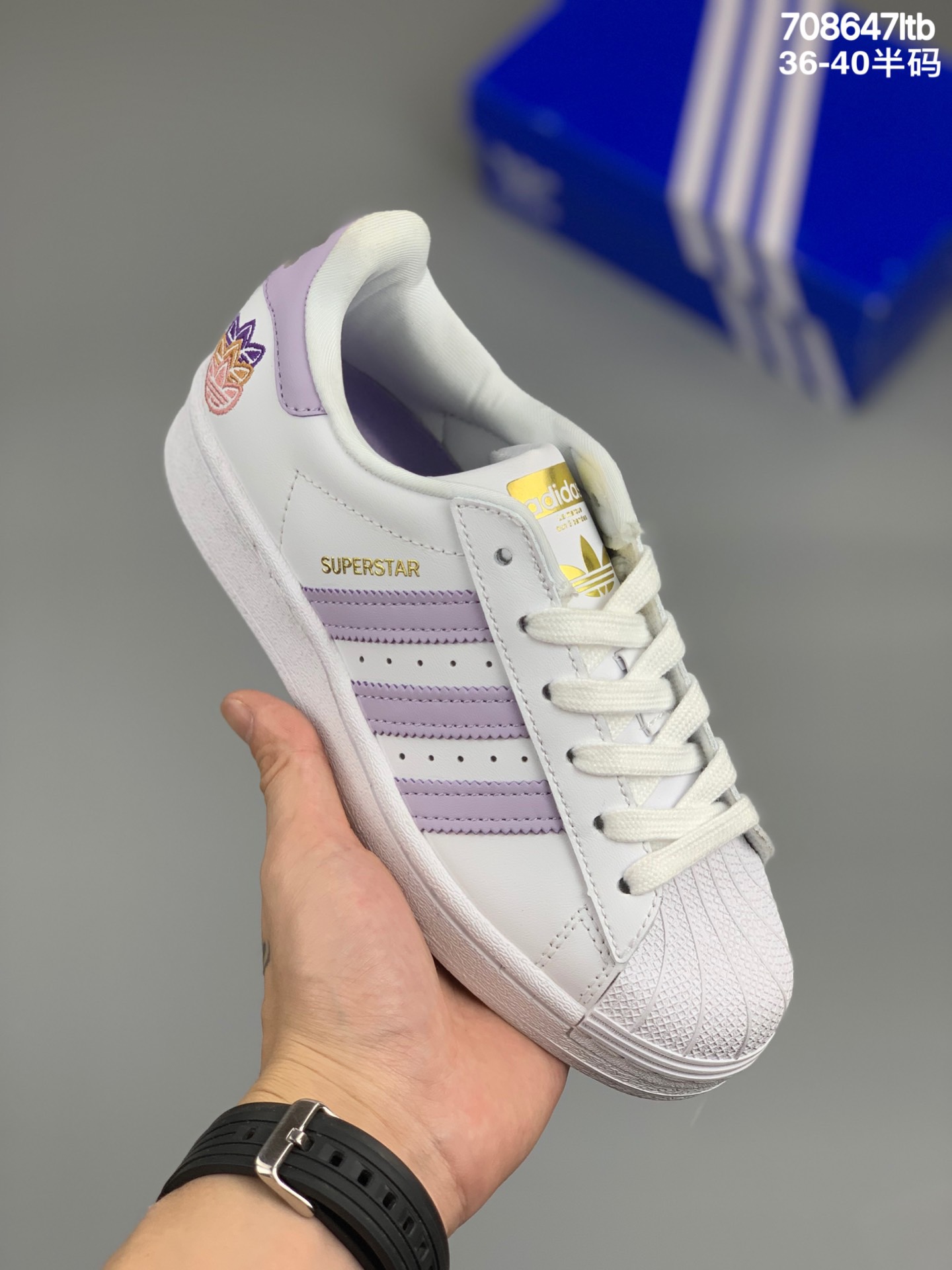 
新款出货！adidas阿迪达斯三叶草2021夏季女鞋贝壳头/白紫 运动鞋休闲鞋GZ8143标准码35 36 36.5 37 38 38.5 39 40编码:708647ltb