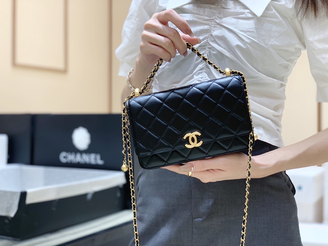 Chanel 2021早秋高级手工坊系列小金珠系列发财包 AP2289黑色